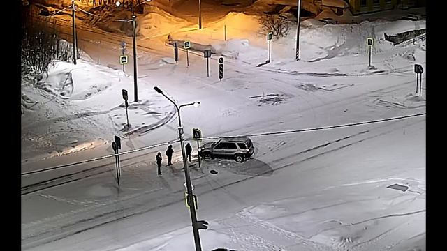 Апатиты, не вписался в поворот смотреть онлайн