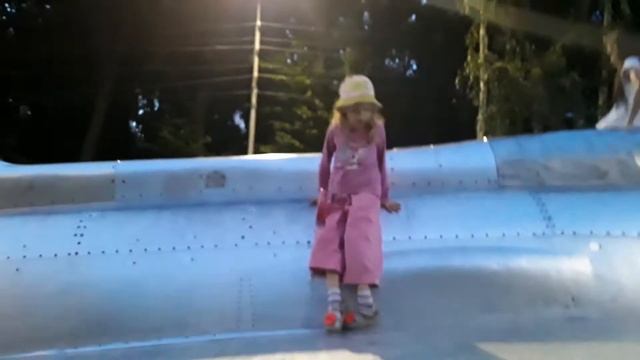 Танцы на самолете смотреть онлайн
