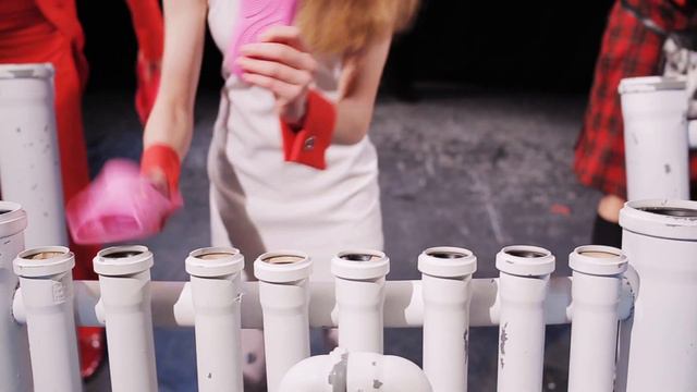 ШКОЛЬНЫЙ УГАР. ОЛЯ КЕКС И КРАСНЫЕ ОГУРЦЫ смотреть онлайн