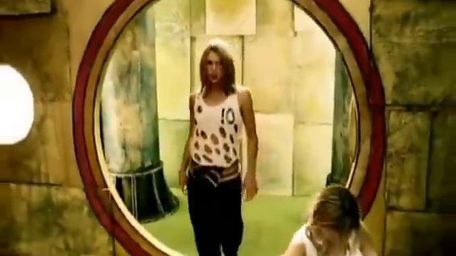 Day & Night - Billie Piper смотреть онлайн