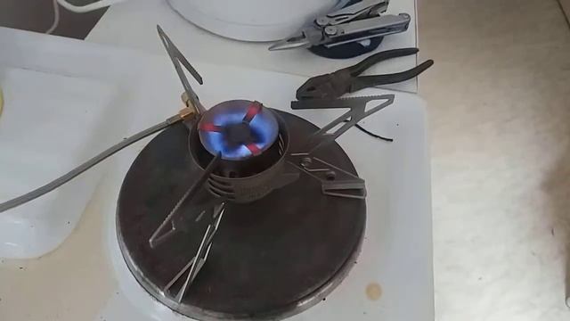 Primus Multifuel - Prellplatten test + Vorheizen test смотреть онлайн
