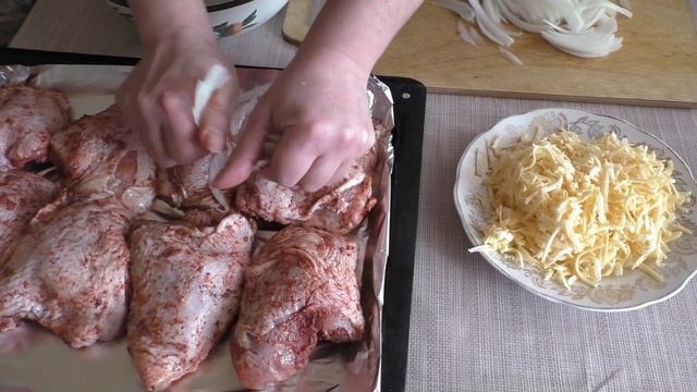 Куриные бедра запечённые в духовке! смотреть онлайн