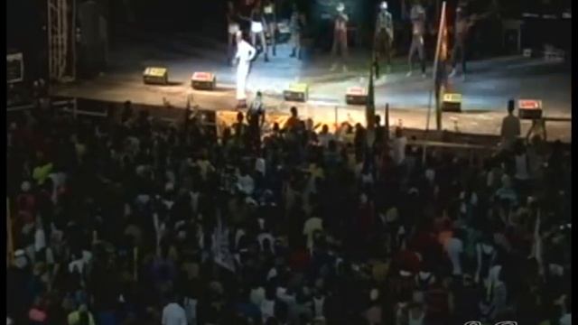 Lil Vaughn Performing Throw Back in Grenada's Groovy Monarch Finals 2015 смотреть онлайн