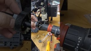 Ремонт редуктора кофемашины Мелита Си, Соло и Нивона