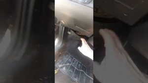 Ваз - 2114 протяжка проводов в двери через гофру, без сверления и за 10 минут