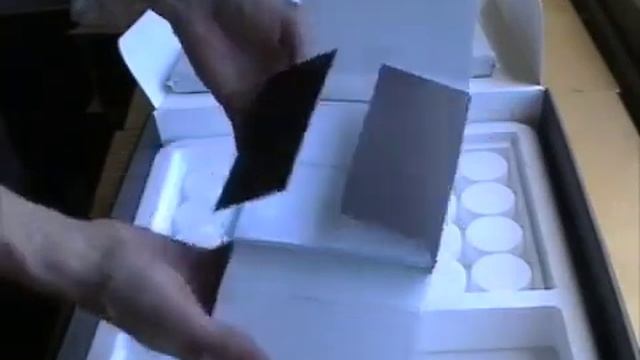 Unboxing MacBook Pro смотреть онлайн