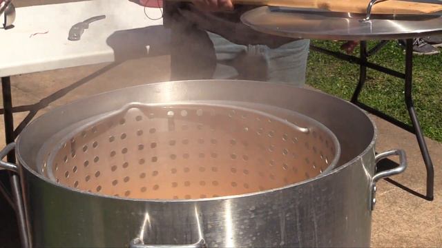 How To Boil Crawfish Louisiana Style смотреть онлайн