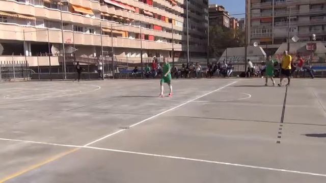 LES CORTS 3 - RUBI 2 смотреть онлайн