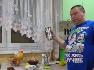 Лимонная водочка на джин-корзине.