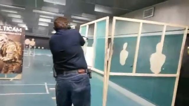 Тренировка по правилам IDPA, без должного обмундир