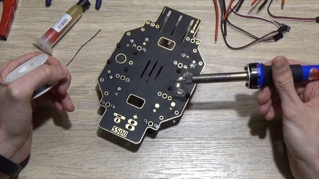 ? Квадрокоптер своими руками - Часть 2 - Установка двигателей и регуляторов оборотов смотреть онлайн