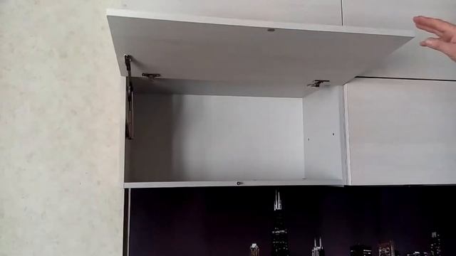 Кухня из ЛДСП Egger без ручек смотреть онлайн