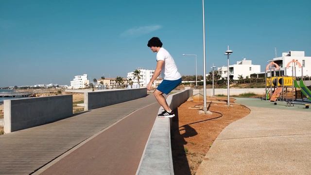 Как научиться делать ТОП элемент паркура - Манки (Monkey Vault Tutorial) смотреть онлайн