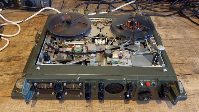 Telefunken M36 playing Dr. Dre - Still D R E (2000) at 1.75IPS смотреть онлайн