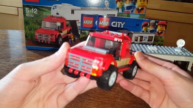 Lego City 60182 Pickup And Caravan Set Review/Лего Сити 60182 Дом на Колёсах Обзор смотреть онлайн