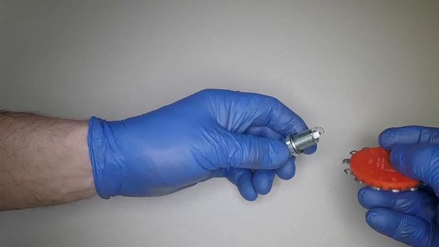 How to replace the spark plugs on the Vauxhall Zafira 2005 to 2009 смотреть онлайн