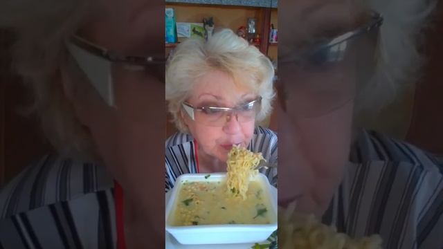 ?СОСИСКИ МЕЧТЫ???РОЛТОН РУЛИТ??#мукбанг #еда #mukbang