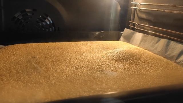 Бисквитный РУЛЕТ с кремом | очень вкусно и быстро | не трескается смотреть онлайн