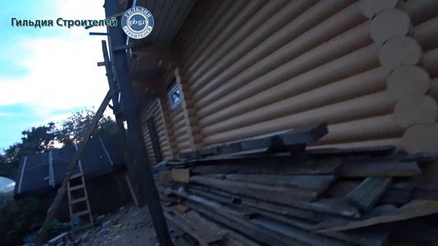 Строим дом из бревна 9х9. Красим сруб. Обзор красок. смотреть онлайн