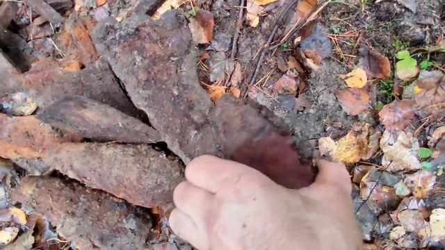 Нашли огромные чугунные слитки в лесу!!! смотреть онлайн