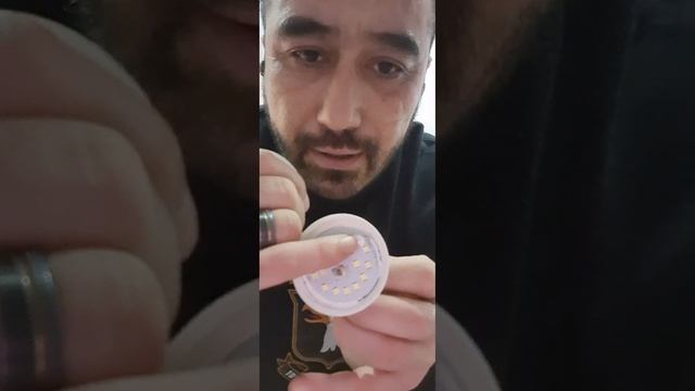 Как быстро починить светодиодную лампу LED без паяльника смотреть онлайн