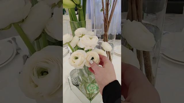 Композиции на столы гостей в бело-зеленой гамме. смотреть онлайн