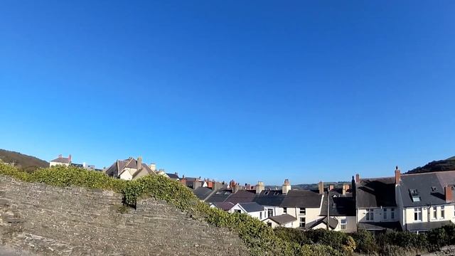 ?????????Walking in WALES: Pier Arcade - Castle Ruins - South Beach of Aberystwyth / 2019 Sept смотреть онлайн