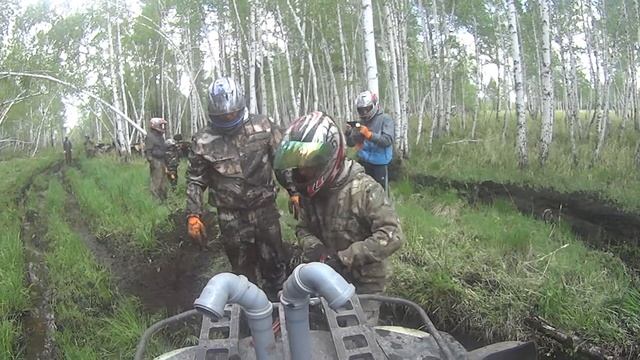 Покоряем Иркутские болота на квадроциклах Cf-500 Cf-800 BRP-650 Часть 2 смотреть онлайн