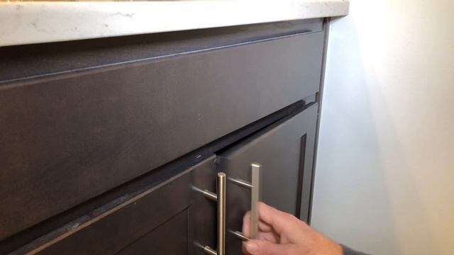 How to Adjust Cabinet Door Hinges | Concealed Face Frame Hinges смотреть онлайн