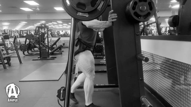 The Underground: Smith Machine Split Squats, Chris Tuttle смотреть онлайн
