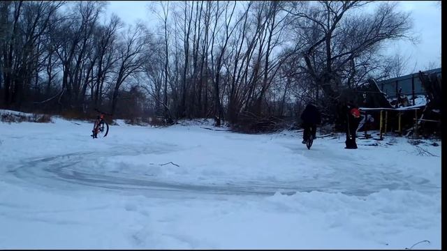 ДРИФТ на ВЕЛОСИПЕДЕ | ЗИМА 2020 смотреть онлайн