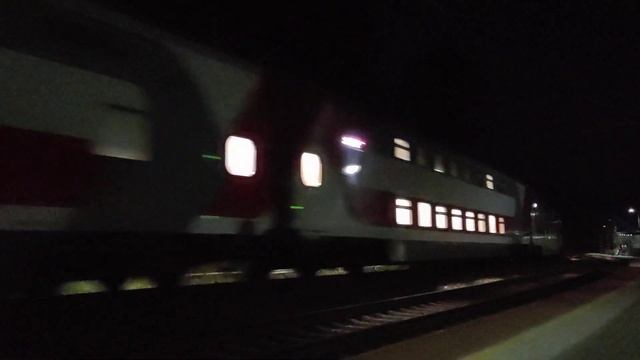 Станция Вардане, Сочи. Поезд Имеретинский курорт -Самара. двухэтажный состав. смотреть онлайн