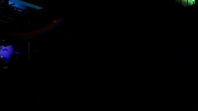 ROXY DIES WITH MINECRAFT ANVIL EARRAPE смотреть онлайн