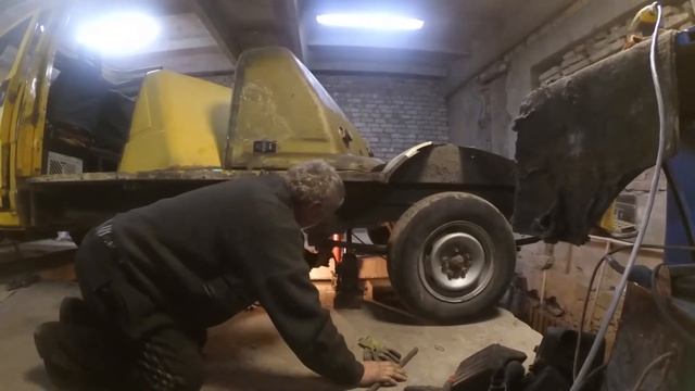 Ушатали FIAT. новые Гости.Тянем Лонжероны на раме. смотреть онлайн