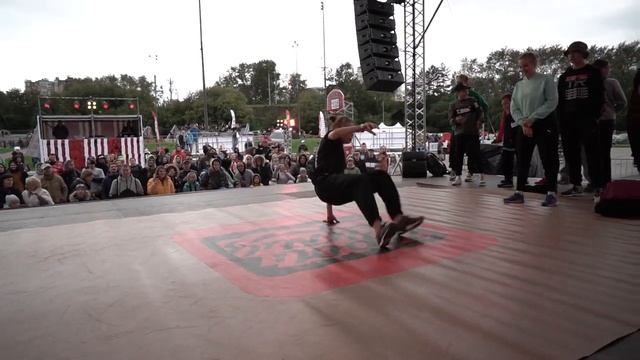 Герои улиц Breaking l B-girl Smiley l Пермь смотреть онлайн