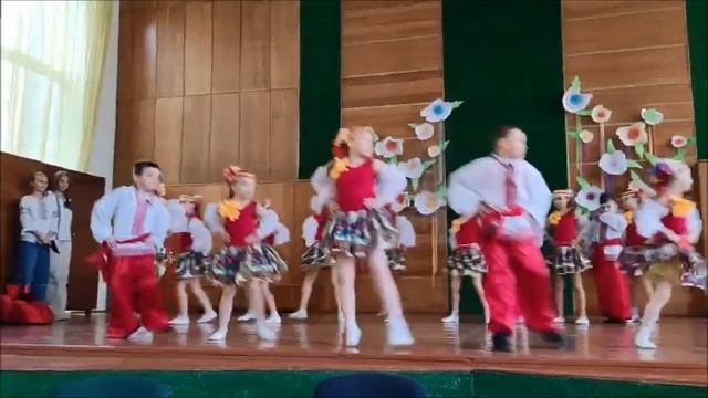 український жартівливий танець "Ой, купила черевички" смотреть онлайн