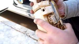 Замена фильтра бензонасоса Chevrolet Lacetti