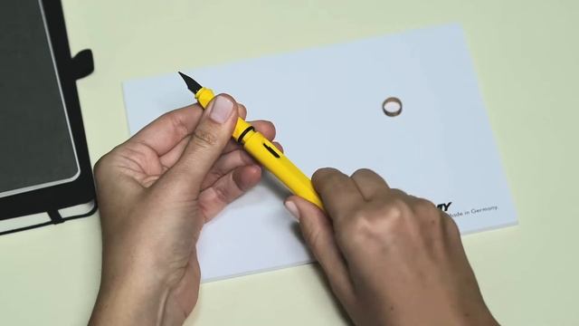 Как активировать новую перьевую ручку LAMY и заправить с помощью картриджа смотреть онлайн