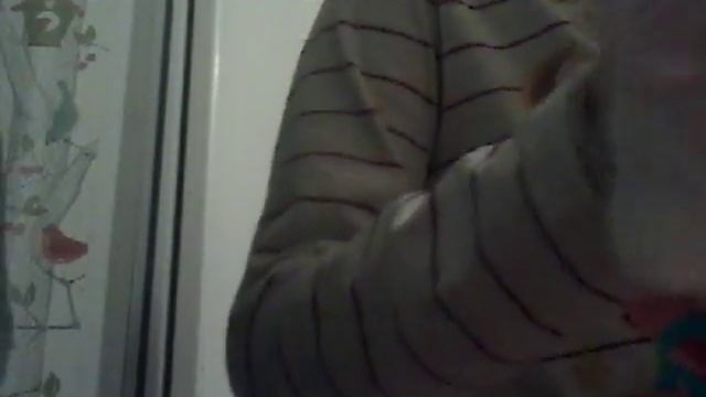 Одежда моих деток и их вещи их кровати и их уголок возле окна смотреть онлайн