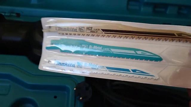 Обзор сабельной пилы Makita JR3070CT. смотреть онлайн