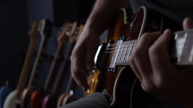 I bought a 70’s era Les Paul copy made from … смотреть онлайн