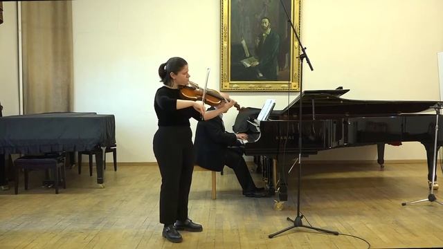 B. Bartók "Rumanian Folk Dances for viola and piano смотреть онлайн