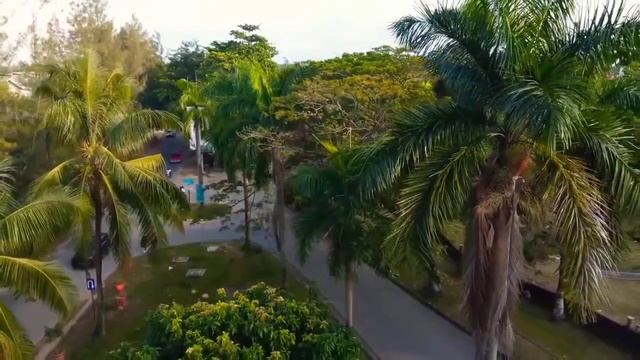 Вы удивитесь как выглядит деревня в Индонезии.Летаем в раю.Village in Indonesia, flying in paradise смотреть онлайн