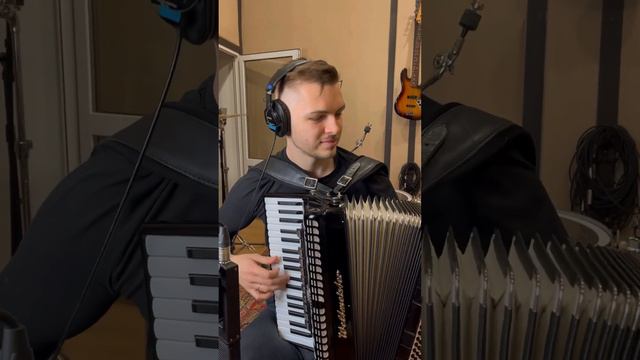 Jo Privat - Nuit Blanche | Vasily Yurchenko (accordion) смотреть онлайн