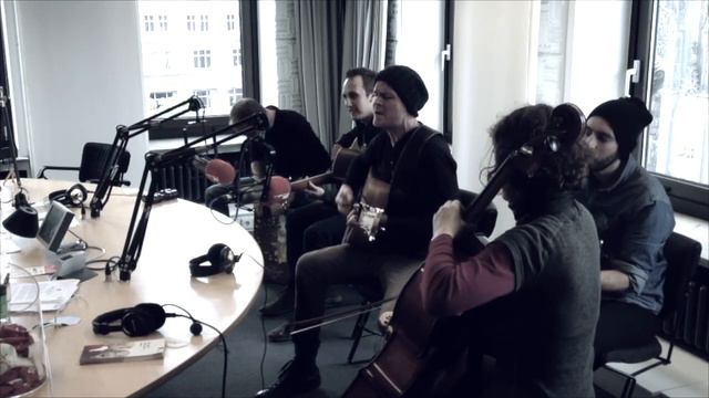 Man On A Mission - live & acoustic on Dom Forum radio - Cologne, Germany смотреть онлайн