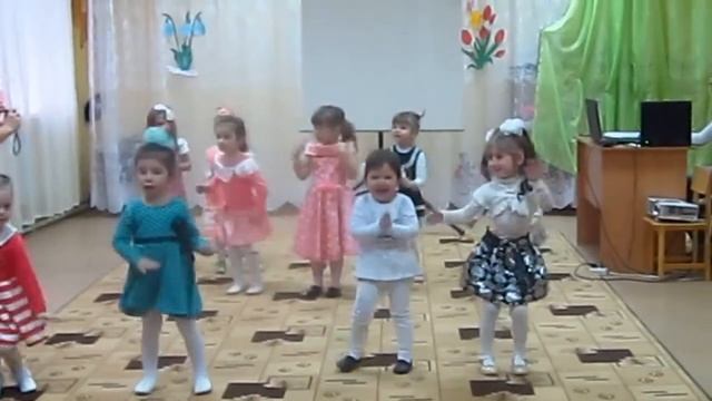 Детский сад//утренник к 8 марта!//группа "капелька" смотреть онлайн