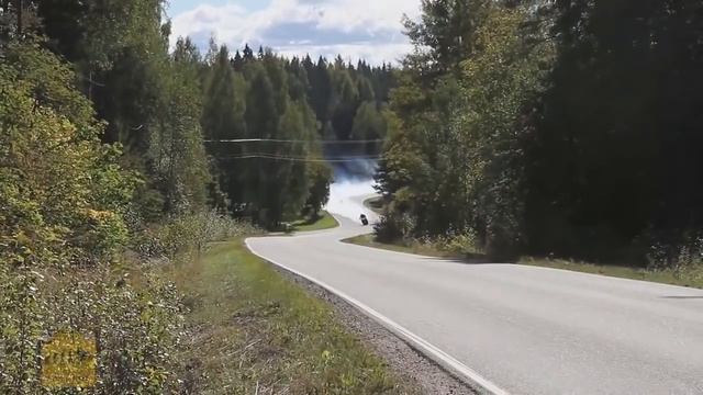Даже лось усомнился в размере своих яиц, когда увидел этих парней! смотреть онлайн