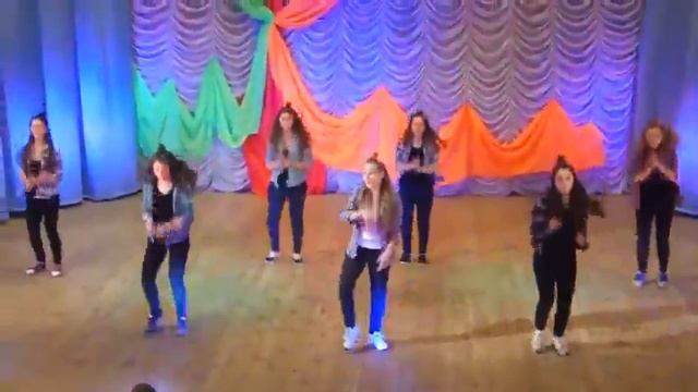 Современный и крутой танец смотреть онлайн