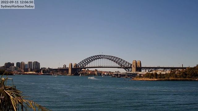 Spectacular sunrise on the world's most beautiful harbour. Sydney Harbour Bridge Australia 11-9-202 смотреть онлайн