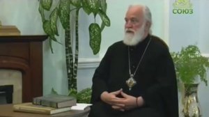 можно ли вешать зеркало напротив двери